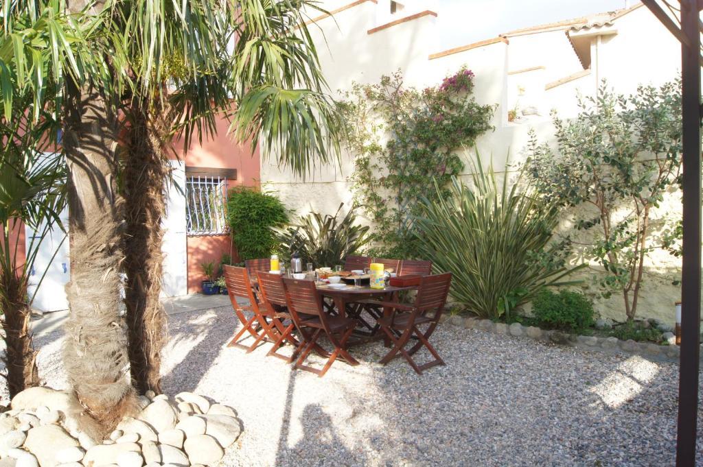 Bed and Breakfast L'Orangeraie Эльн Экстерьер фото