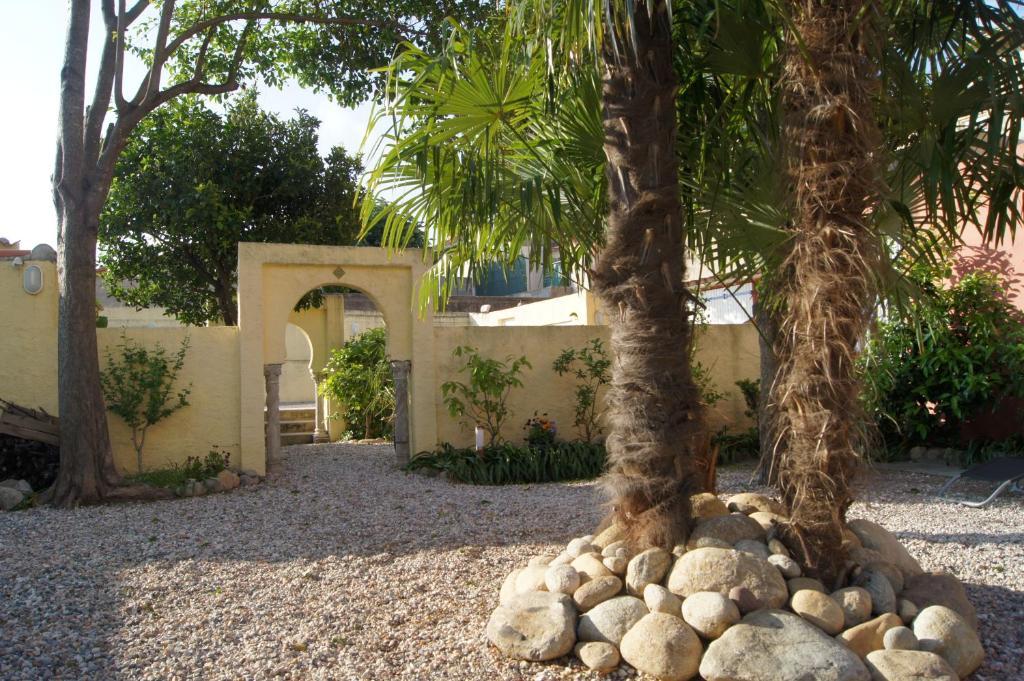 Bed and Breakfast L'Orangeraie Эльн Экстерьер фото