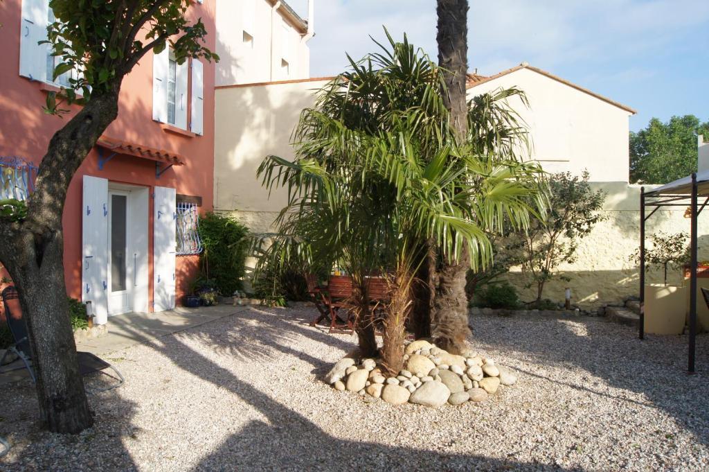 Bed and Breakfast L'Orangeraie Эльн Экстерьер фото