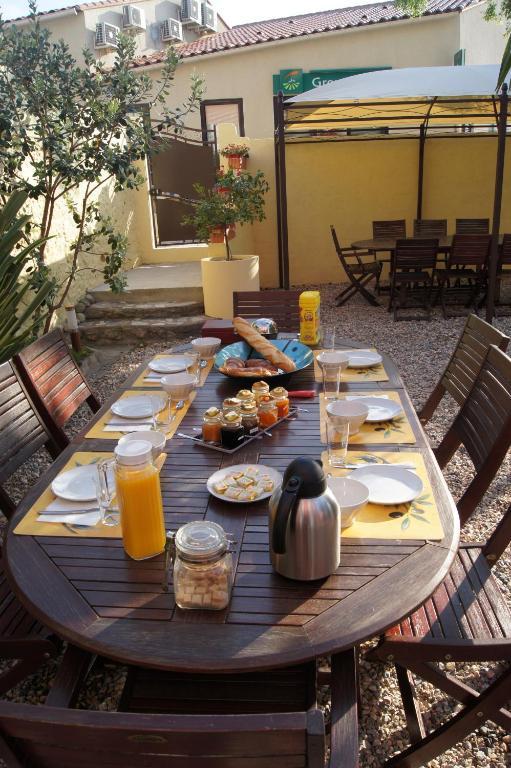 Bed and Breakfast L'Orangeraie Эльн Экстерьер фото